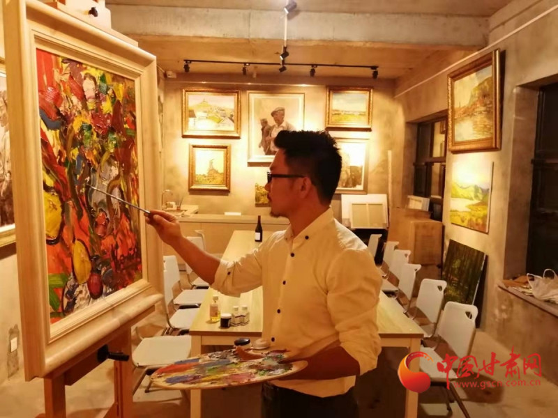 1909年咋建造黃河鐵橋？蘭州大學(xué)教師王威用油畫再現(xiàn)百年往事