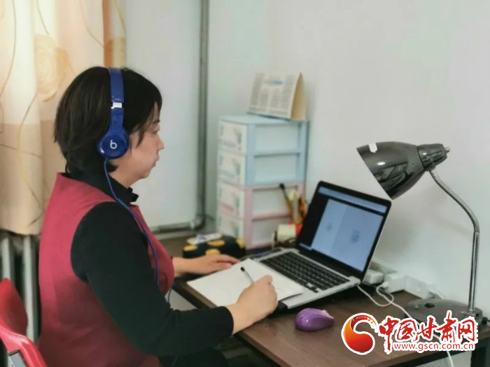 【三八特刊·“疫”線心聲】她，24小時聆聽“疫”動的心