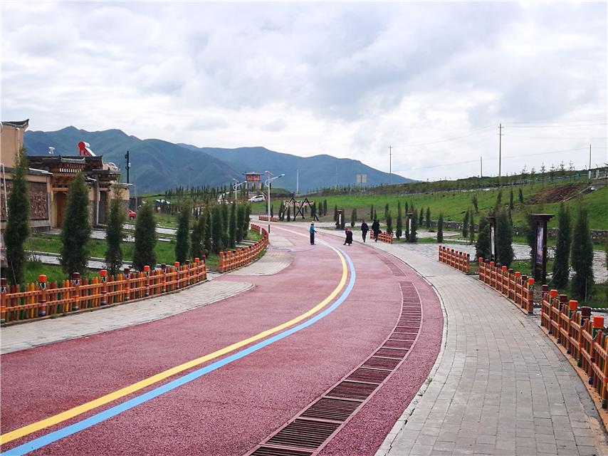 甘肅甘南州夏河縣安果村：吃上“旅游”飯，安心奔小康