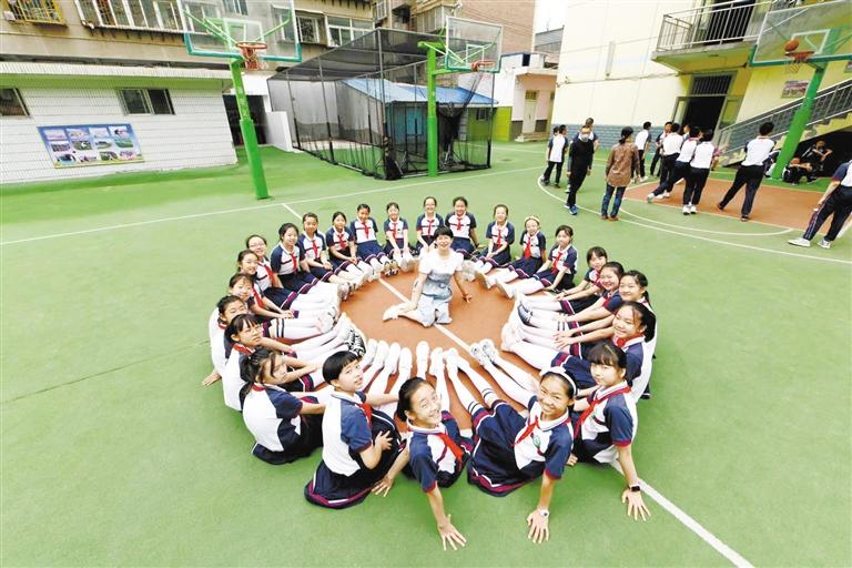 我們畢業(yè)啦！