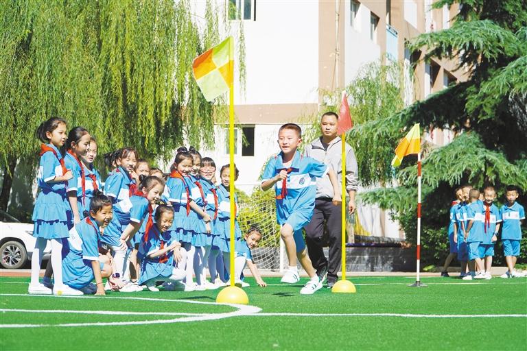 我們開學(xué)了！