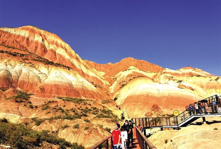 攜程《2021年國(guó)慶假期出游總結(jié)報(bào)告》出爐  西安、上海、北京、西寧、成都成甘肅省主要客源地