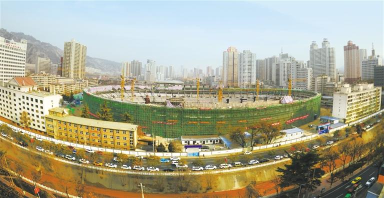 蘭州市七里河體育場主體封頂，預(yù)計(jì)明年7月交付使用