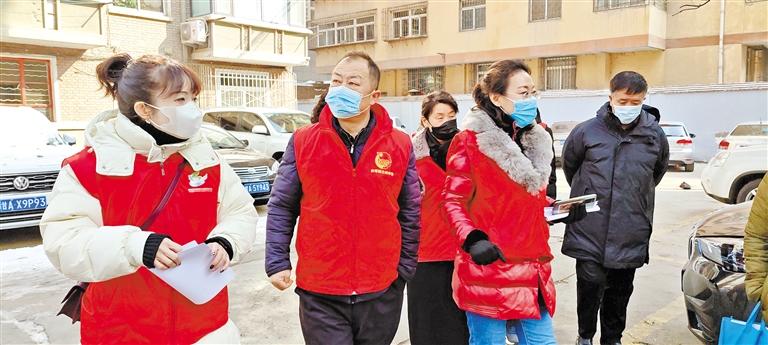 【新春走基層】解決雞毛蒜皮 感受社區(qū)“微幸?！?>
        </a><em>【新春走基層】解決雞毛蒜皮 感受社區(qū)“微幸?！?/em></li>
    <li><a  target=