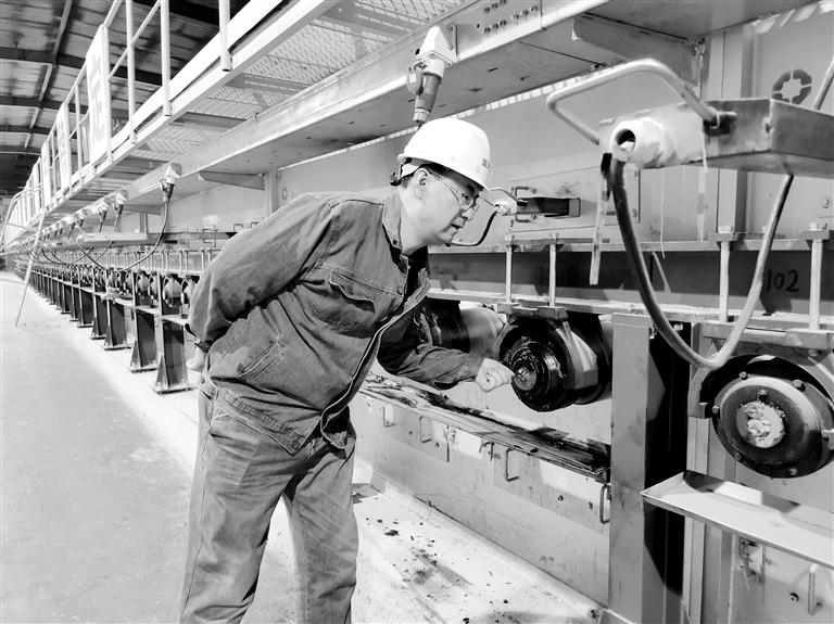 高溫下的堅守，讓世界變得更“透明”