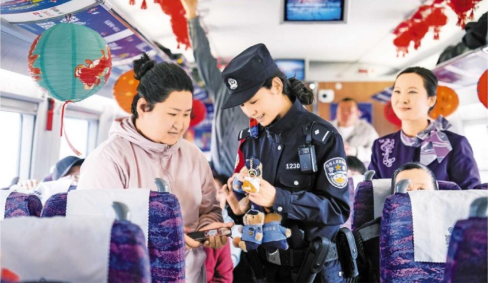 銀川鐵路公安警民同慶元宵節(jié)